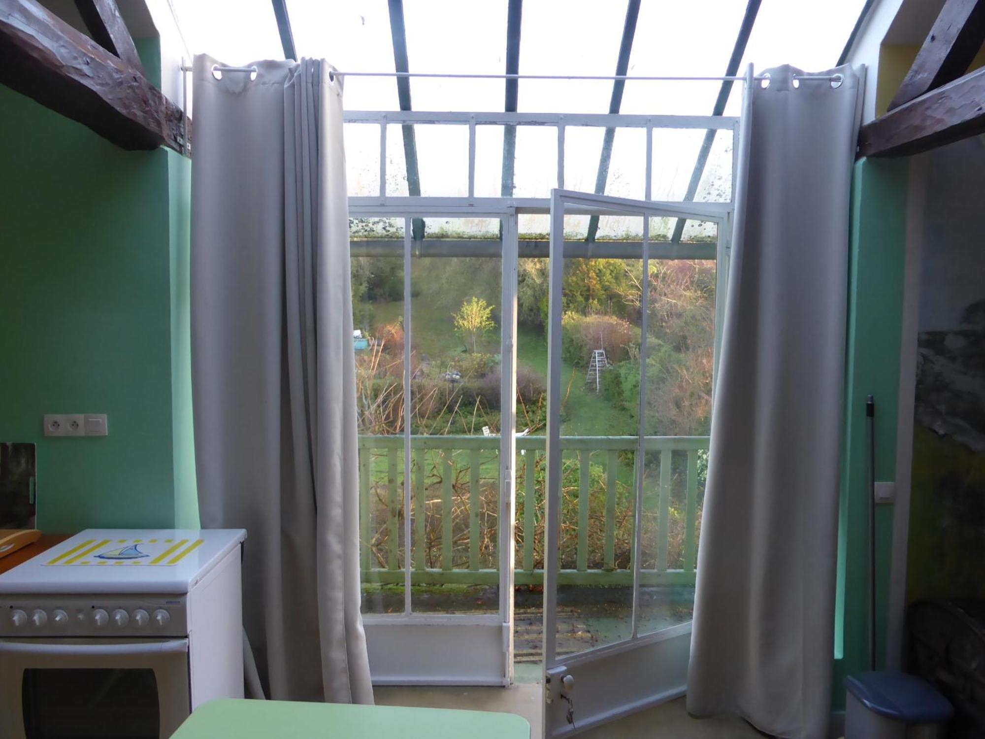 Les Buissonnets Bed & Breakfast จีแวร์นี ภายนอก รูปภาพ
